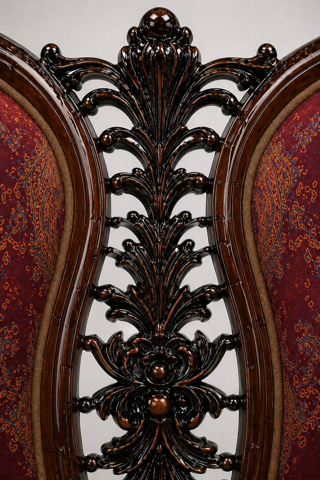 ANTIQUE CHAIR 007